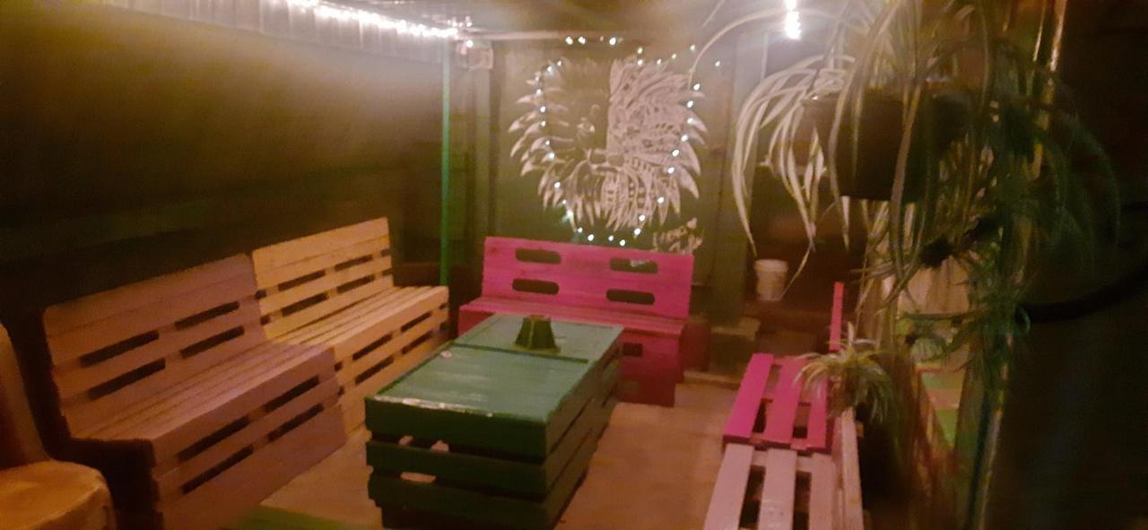 Leisure Nest Hostel Nuwara Eliya Exteriör bild