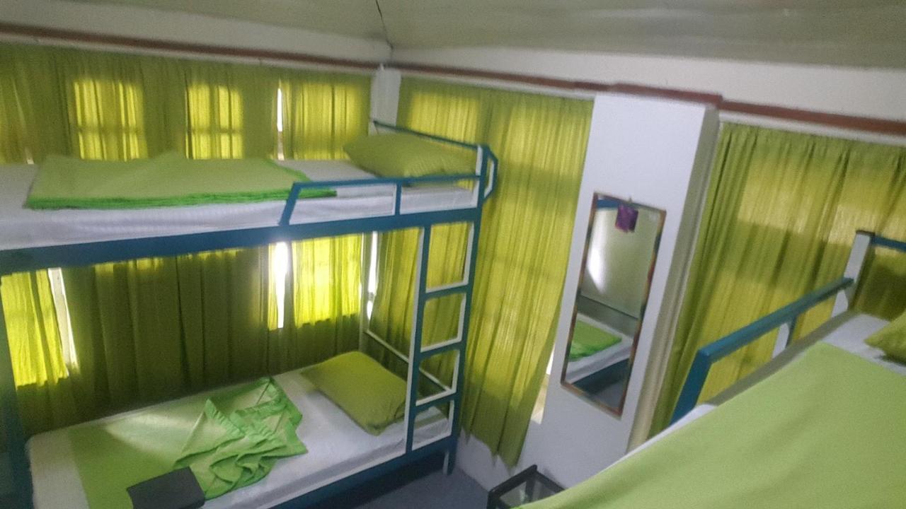 Leisure Nest Hostel Nuwara Eliya Exteriör bild